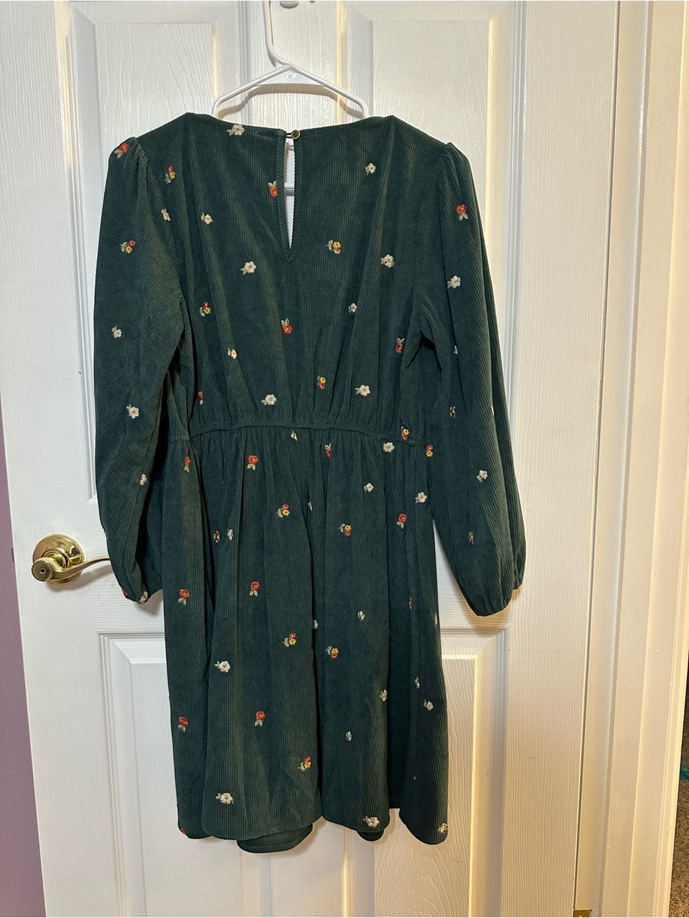 Hem & Thread Small NWT Dark Green Floral Corduroy Dress - Picture 4 of 4